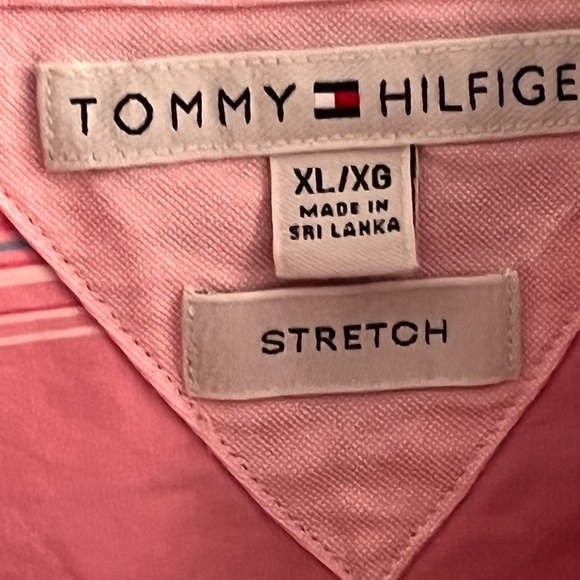Tommy Hilfiger Shirt Womens size XL Armpit to armpit 21” - Picture 4 of 6